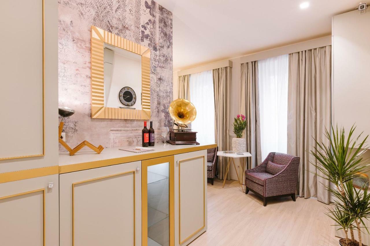 Готель Rhea Silvia Luxury Navona Рим Екстер'єр фото